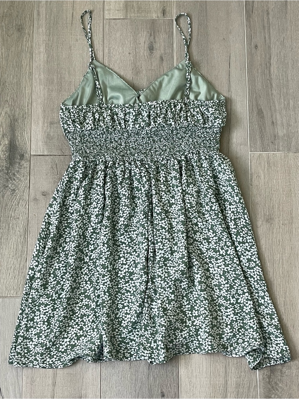 LA Hearts Green Floral Smocked Cami Mini Dress Size Small - Picture 2 of 9